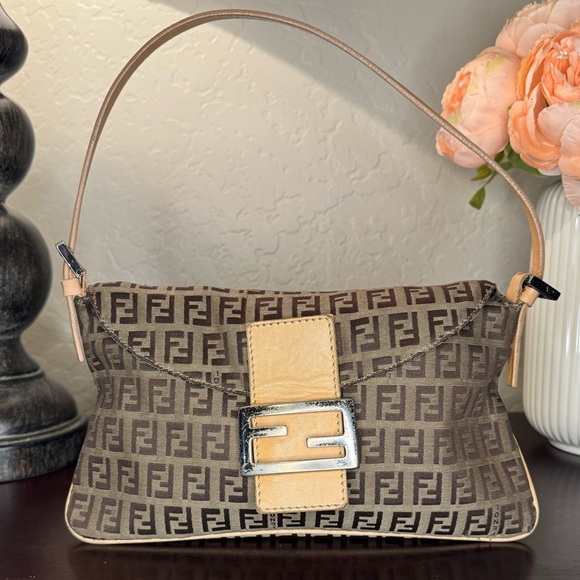 Fendi Handbags - FENDI Zucca Baguette shoulder bag